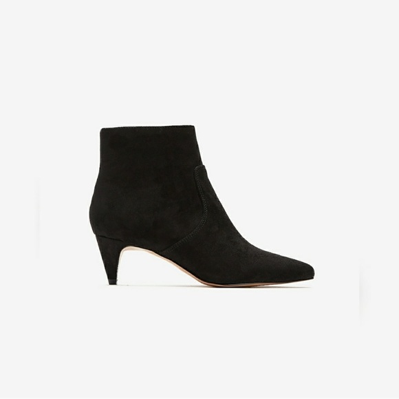 Black Kitten Heel Boot Express blacks boots - Picture 1 of 10